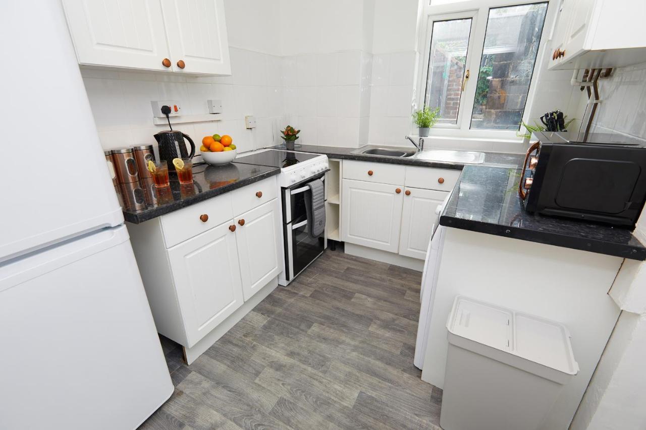 Your Sheffield Stays - Spacious 5 Bedroom House Exterior foto