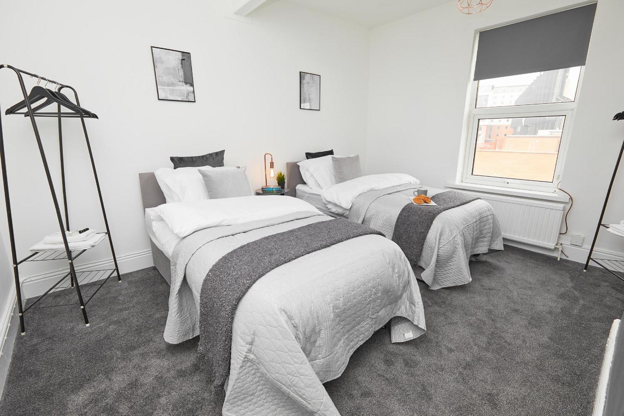 Your Sheffield Stays - Spacious 5 Bedroom House Habitación foto